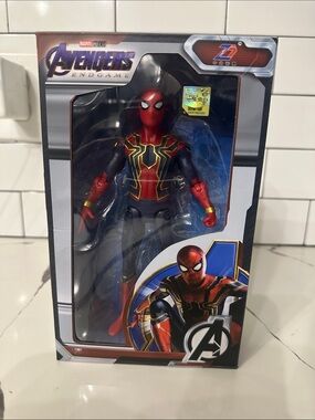 ZD Toys Iron Spider Man Peter Parker Marvel Avengers 7in Action Figure